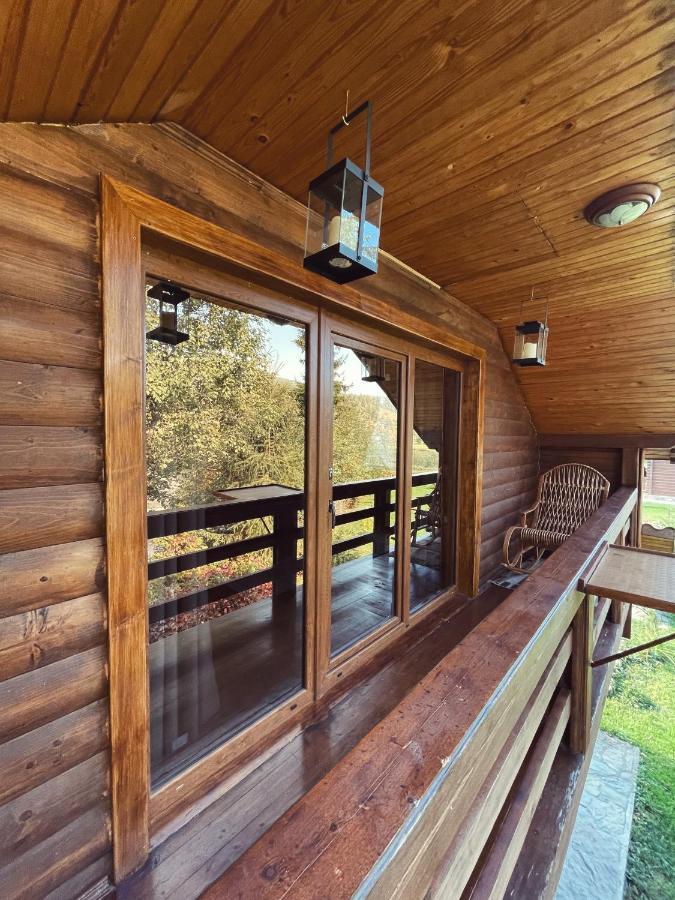 Чорногірський Вітер Villa Verchovyna Exteriör bild